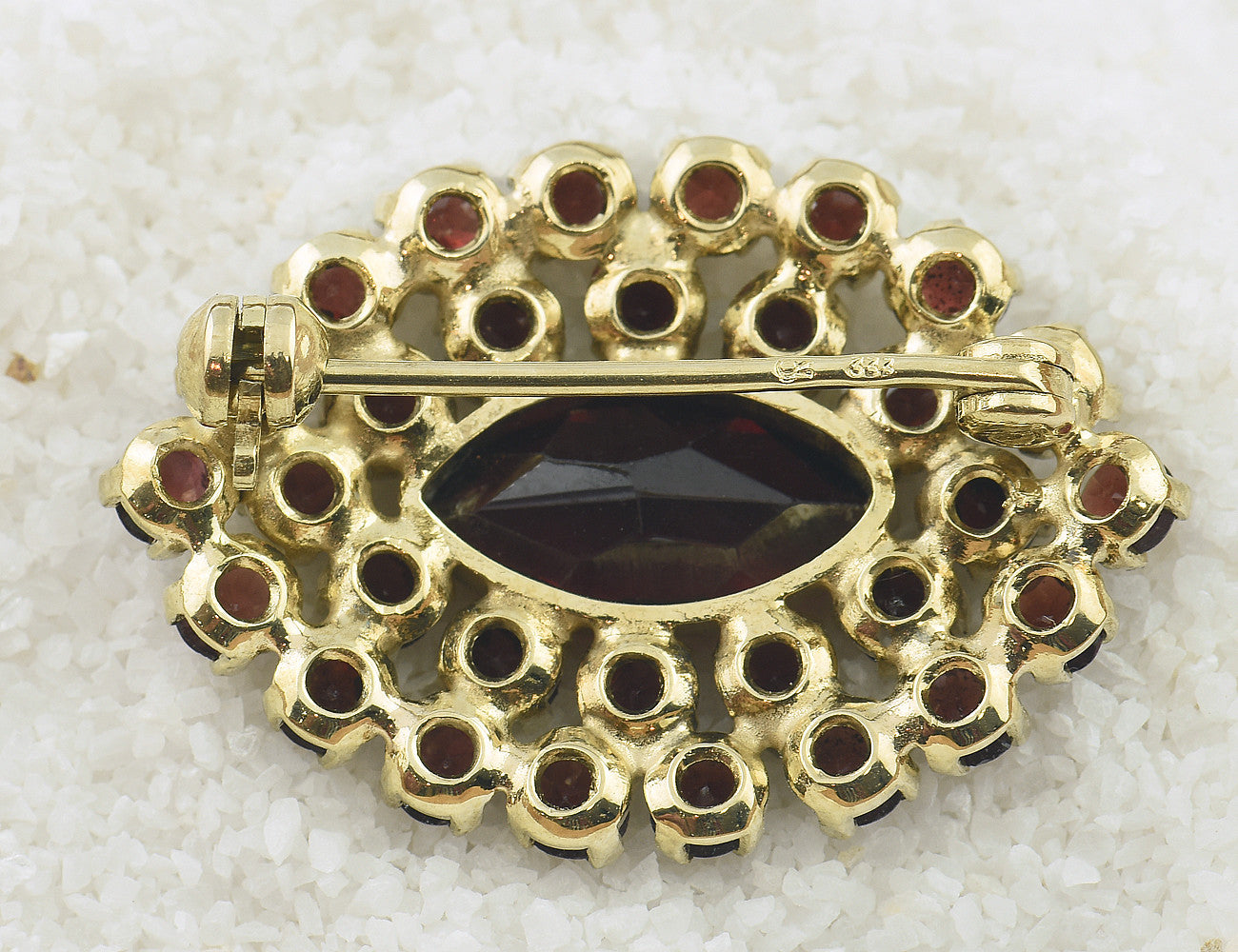 Brosche Granat 333 8 K Gelbgold