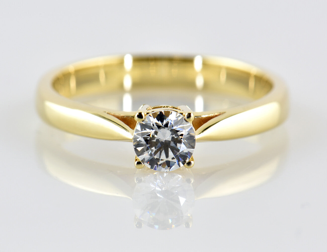 Solitär Swarovski Ring 585/000 14 K Gelbgold 0,70 ct Swarovski