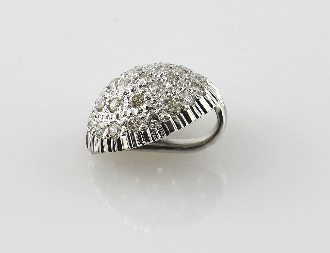 Anhänger Diamant 750/000 18 K Weißgold 36 Brillanten zus. 0,40 ct