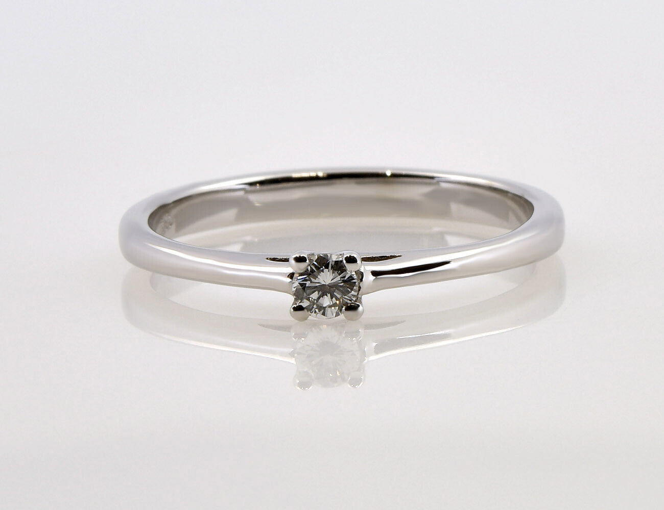 Solitär Diamant Ring 585/000 14 K Weißgold Brillant 0,10 ct