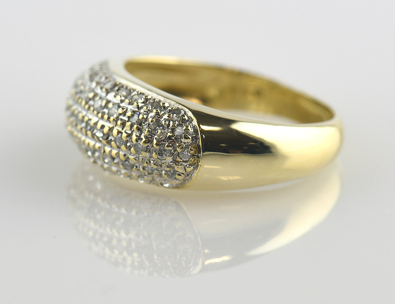 Diamant Ring 750/000 18 K Gelbgold 50 Diamanten zus. 0,50 ct