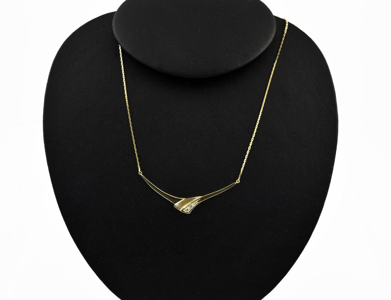Kette 585/000 14 K Gelbgold Collier 3 Brillanten zus. 0,08 ct, 42 cm lang