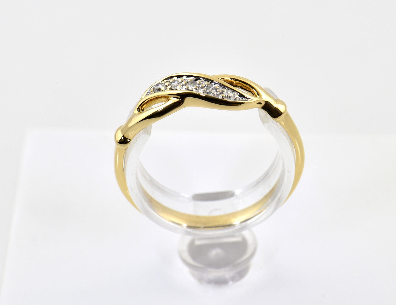 Diamant Ring 750/000 18 K Gelbgold 5 Diamanten zus. 0,05 ct
