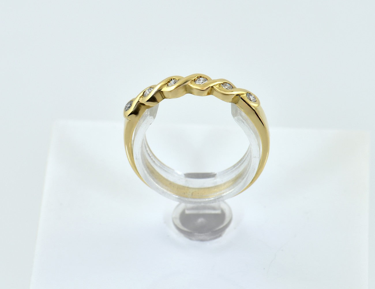 Diamant Ring 585/000 14 K Gelbgold 6 Brillanten zus. 0,09 ct