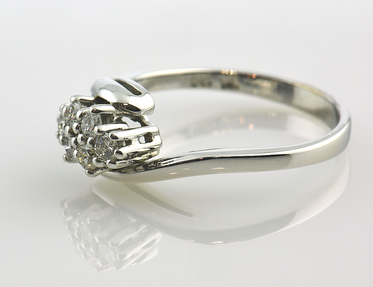 Diamant Ring 585 14 K Weißgold 6 Brillanten zus. 0,32 ct