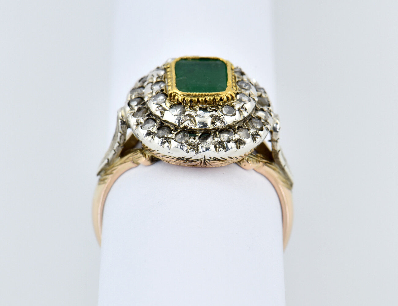 Smaragd Ring 585/000 14 K Gelbgold 800/00 Silber, 32 Diamanten zus. 0,40 ct