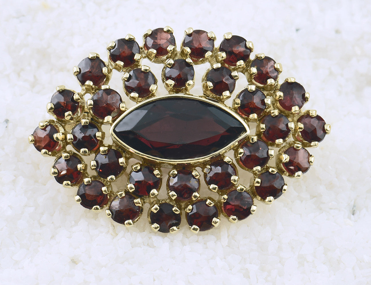 Brosche Granat 333 8 K Gelbgold