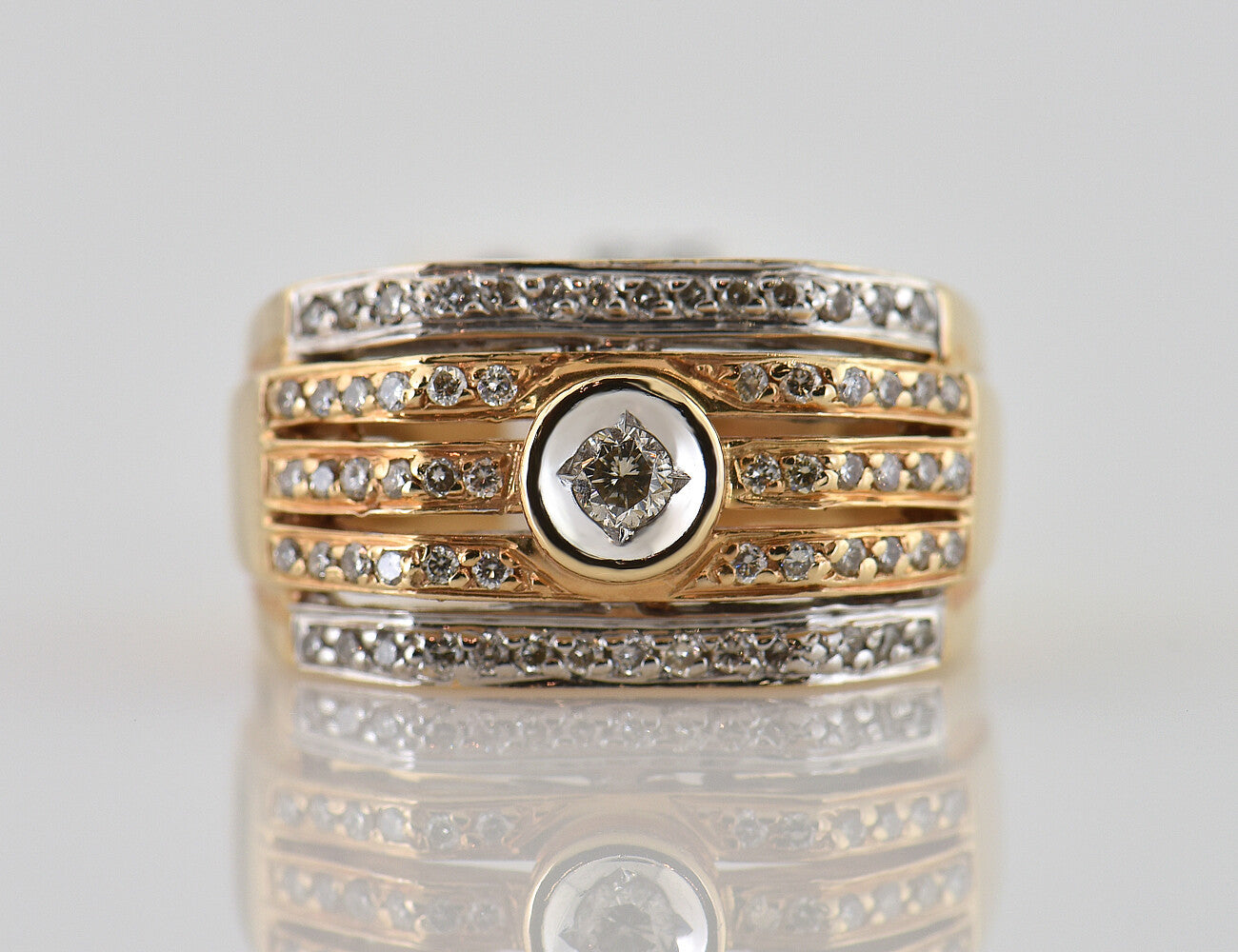 Diamant Ring 585/000 14 K Gelbgold 65 Diamanten zus. 0,65ct