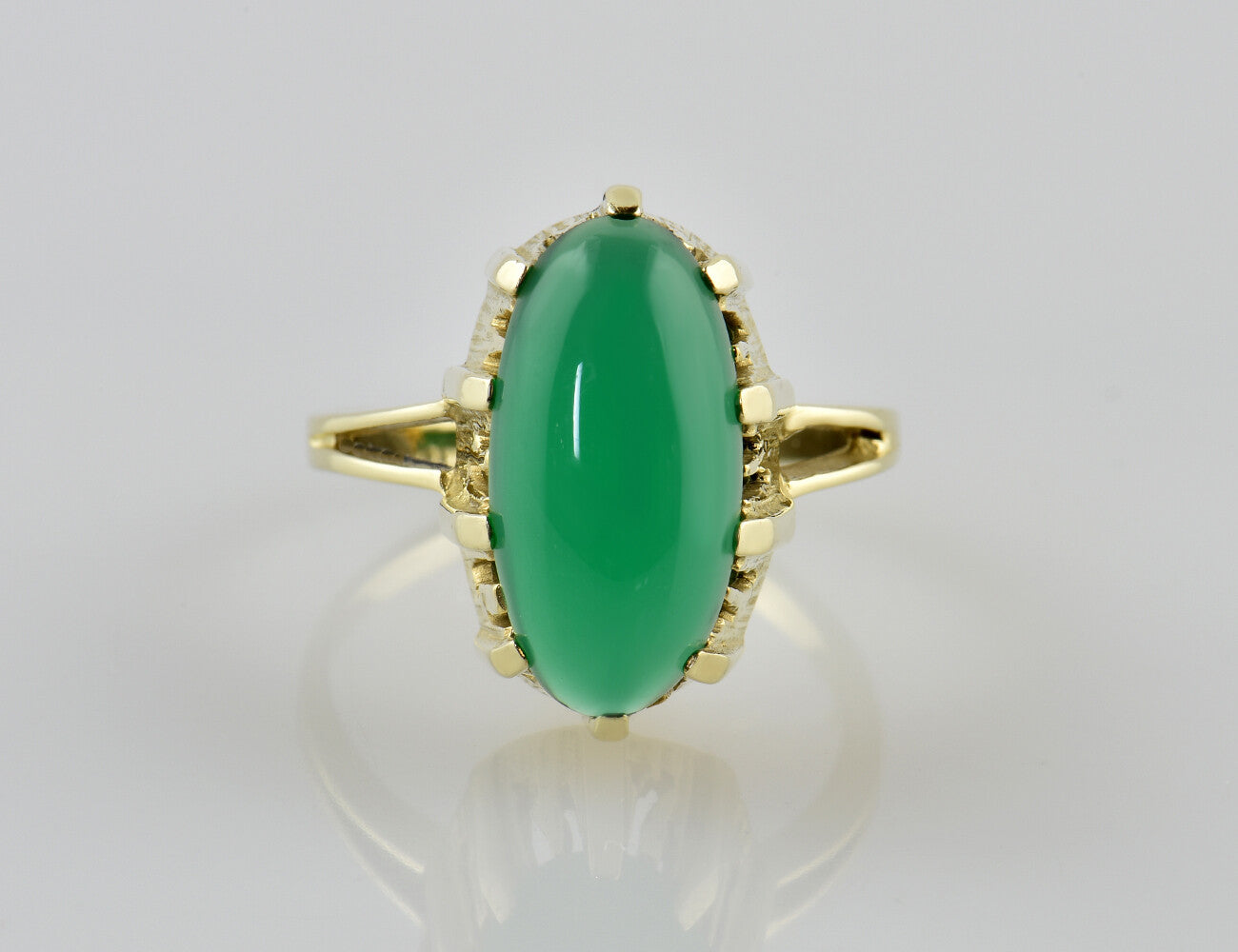 Ring Jade 333/000 8 K Gelbgold