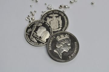 Palladiummünzen und Medallien