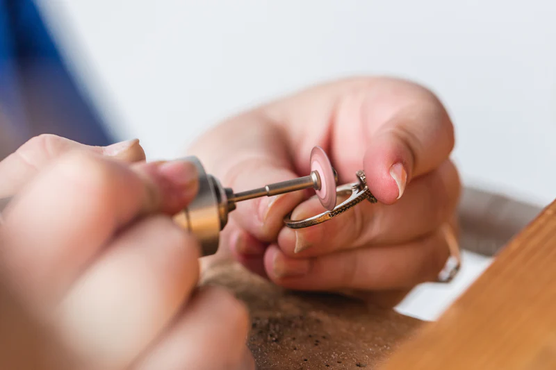 schmuckservice_schmuckdesign_juwelier_von_wetsch_individuelle_schmuck_design
