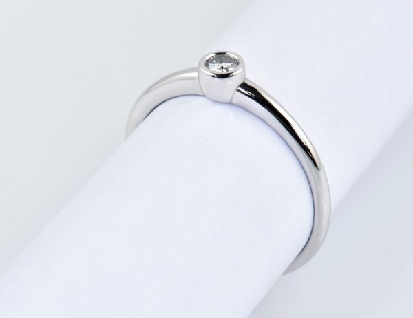 Solitär Diamant Ring 585/000 14 K Weißgold Brillant 0,09 ct