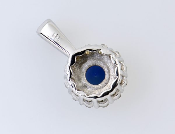 Anhänger Saphir 585/000 14 K Weißgold 12 Diamanten zus. 0,20 ct