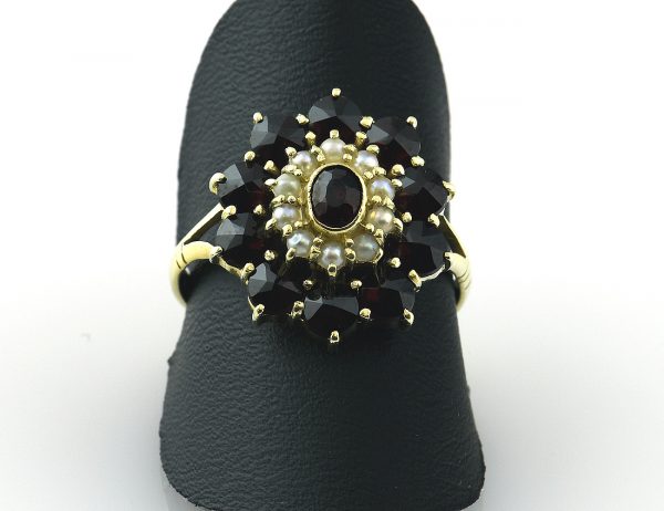 Perlen, Granat Ring 585/000 14 K Gelbgold