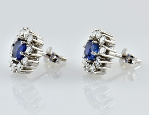 Ohrstecker Saphir Ohrringe 585/000 14 K Weißgold, 20 Diamanten zus. 0,85 ct