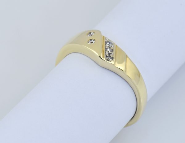 Diamant Ring 585/000 14 K Gelbgold 5 Diamanten zus. 0,07 ct