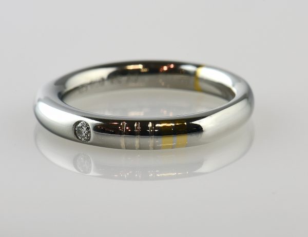 Diamant Solitär Ring 950/000 Platin / 750 Gelbgold Brillant 0,02 ct