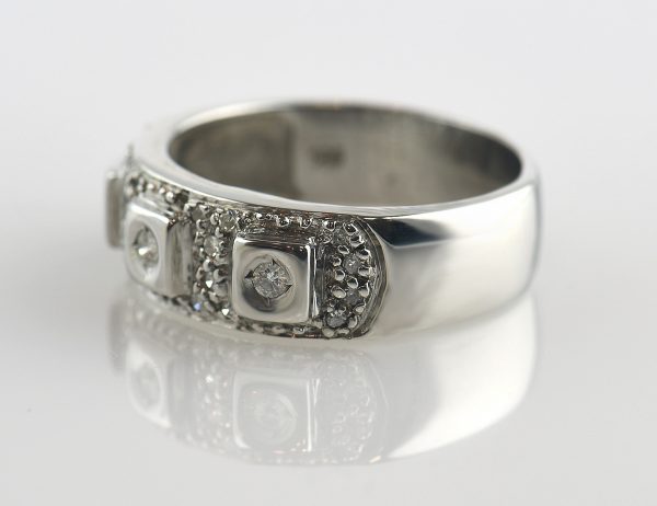 Diamant Ring 585/000 14 K Weißgold 23 Brillanten zus. 0,20 ct