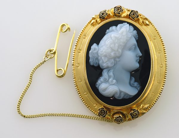 Brosche Onyxgemme 585/000 14 K Gelbgold