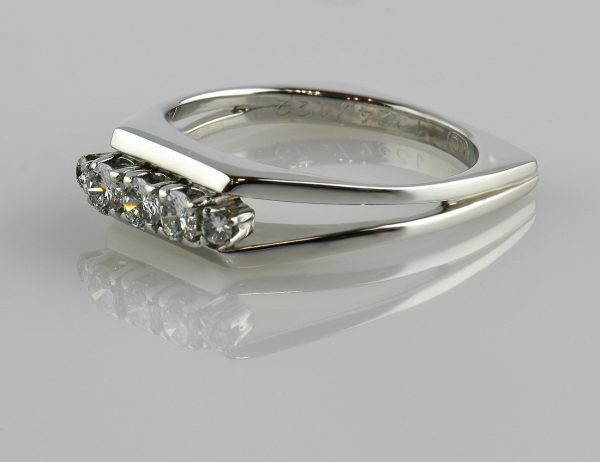 Diamant Ring 750 18 K Weißgold 5 Brillanten zus. 0,45 ct