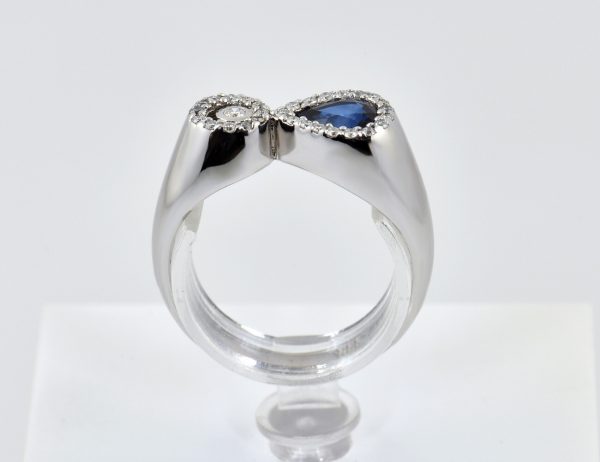 Saphir Diamant Ring 585/000 14 K Weißgold 30 Brillanten zus. 0,30 ct