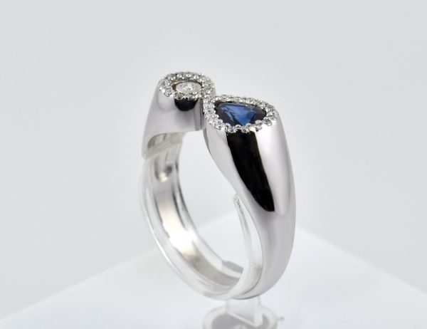 Saphir Diamant Ring 585/000 14 K Weißgold 30 Brillanten zus. 0,30 ct