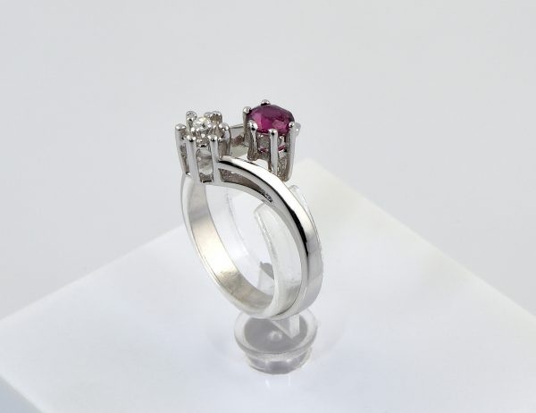 Rubin Diamant Ring 585/000 14 K Weißgold 1 Diamant 0,015 ct