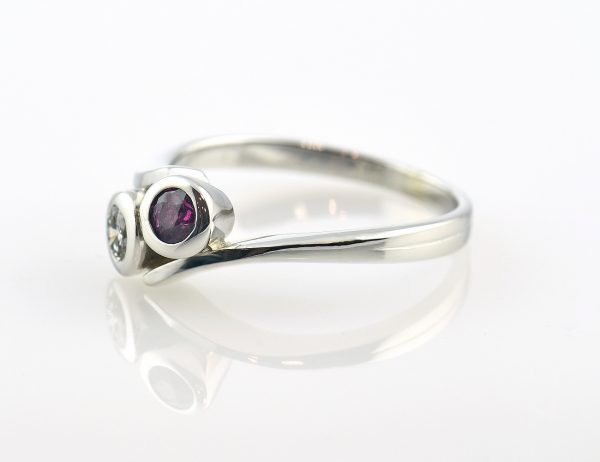 Rubin Diamant Ring 750 18 K Weißgold 1 Brillant 0,15 ct