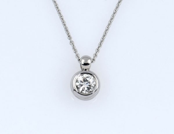 Diamant Solitär Anhänger mit Kette 585/000 14 K Weißgold 1 Brillant  0,14 ct