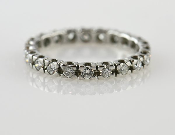 Diamant Ring Memory 750/000 18 K Weißgold 22 Brillanten zus. 0,65 ct