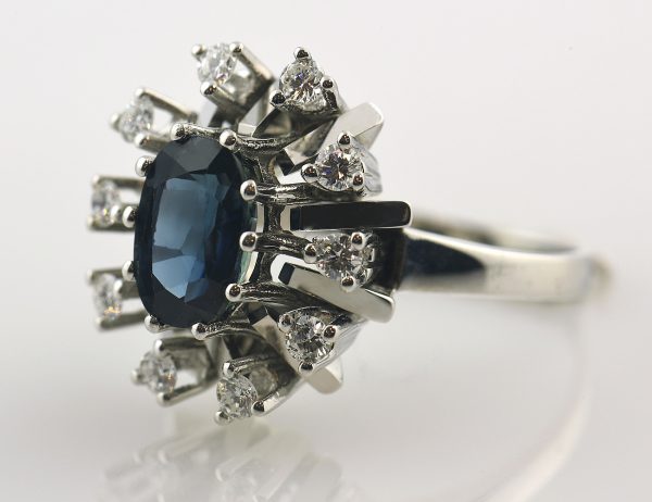 Sapphire and Diamond Ring, 585 14K White Gold, 10 Brilliant-Cut Diamonds, Total 0.38 ct
