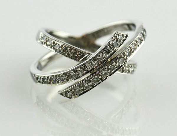 Diamant Ring 750 18 K Weißgold 33 Brillanten zus. 0,35 ct