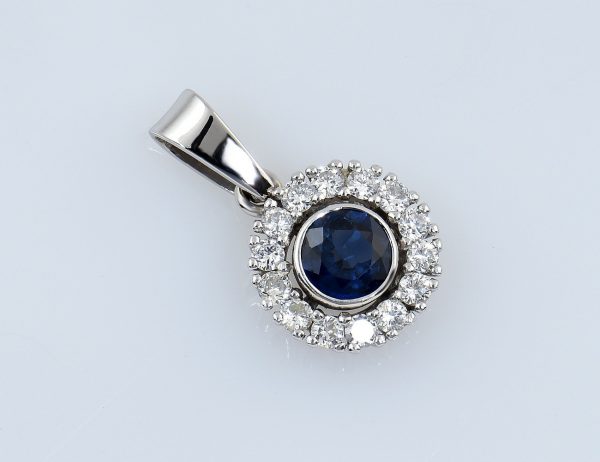 Anhänger Saphir Diamant 585/000 14 K Weißgold 14 Brillanten zus. 0,30 ct