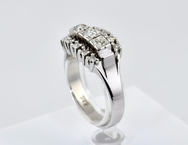 Diamant Ring 585/000 14 K Weißgold 13 Brillanten zus. 0,50 ct
