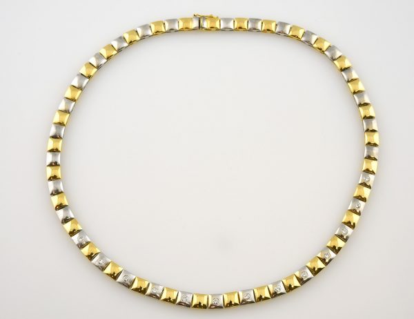 Collier 750/000 18 K Gelb-/Weißgold, 13 Brillanten zus. 0,57 ct, Kette 43,50 cm