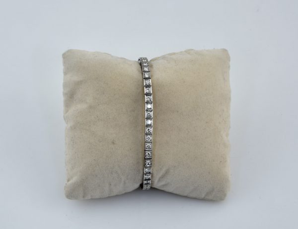 Tennis Armband 18 cm 750/000 18 K Weißgold 45 Diamanten zus. 3,25 ct