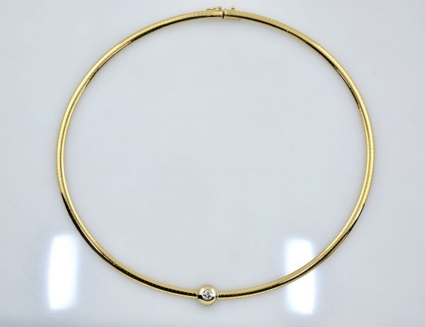 Halsreif Omegareif flach 585/000 14 K Gelbgold 1 Brillanten 0,40 ct