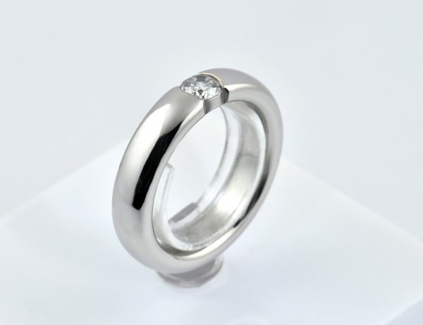Diamant Solitär Ring 950/000 Platin Brillant 0,31 ct
