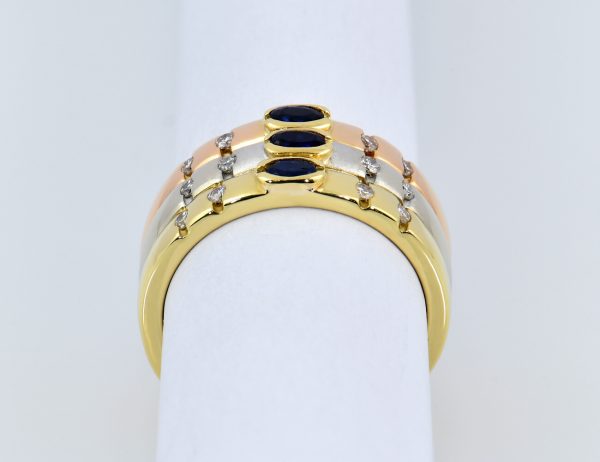Saphir Diamant Ring 750/000 18 K Gold Tricolor 12 Brillanten zus. 0,20 ct
