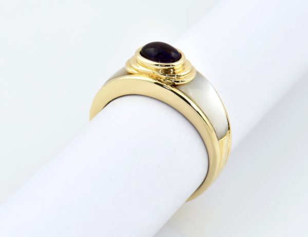 Ring Amethyst Perlmutt 333/000 8 K Gelbgold