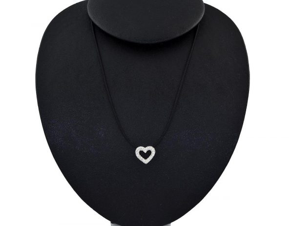 Diamant Anhänger mit Kordelband 750/000 18 K Weißgold,  Brillanten zus.  0,60 ct