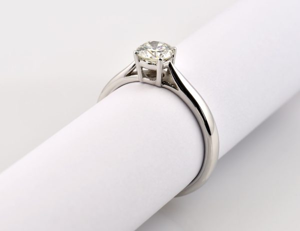 Solitär Diamant Ring 585/000 14 K Weißgold 1 Brillant  0,73 ct