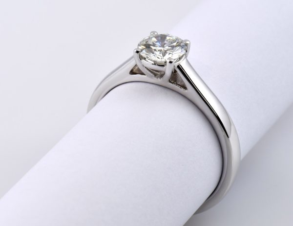 Solitär Diamant Ring 585/000 14 K Weißgold 1 Brillant  0,77 ct