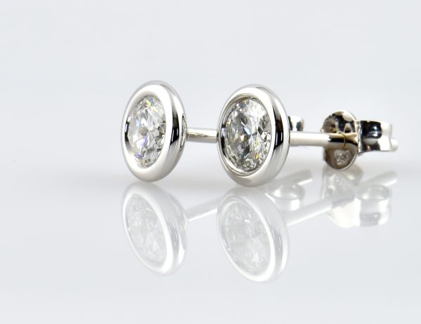 Solitär Brillant Ohrstecker Ohrringe 585 14 K Weißgold, 2 Diamanten zus. 0,88 ct