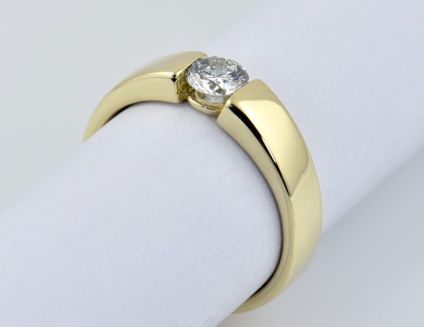Solitär Diamant Ring 585/000 14 K Gelbgold 1 Brillant  0,46 ct