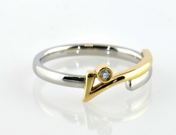 Diamant Ring 950/000 Platin / 750 Gelbgold Brillant 0,02 ct