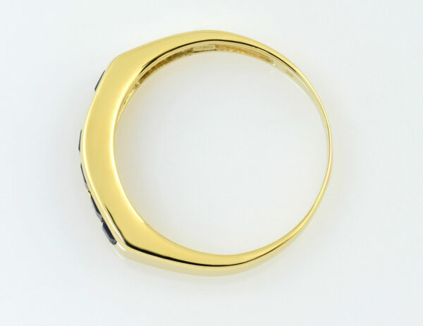 Saphir Ring 750/000 18 K Gelbgold