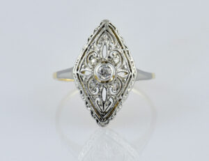 Art Deco Ring 585/000 14 K Gelbgold Saphir, 5 Diamanten zus. 0,07 ct
