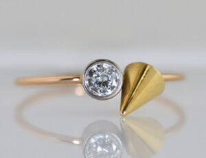 Diamant Solitär Ring 750/000 18 K Weiß-/Gelbgold Brillant 0,20 ct