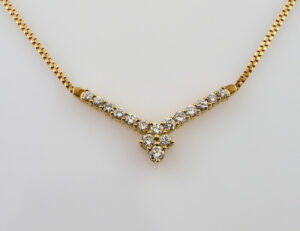 Collier Diamant 750/000 18 K Gelbgold, 17 Brillanten zus. 0,85 ct, Länge 42 cm